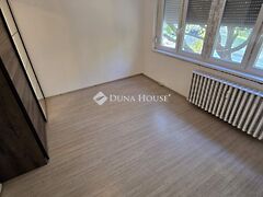 Eladó lakás Kecskemét