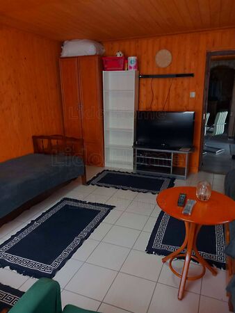 Eladó ház Felsőnyék