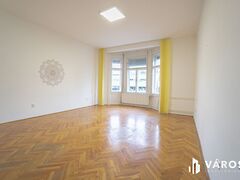 Eladó lakás Győr, Belváros