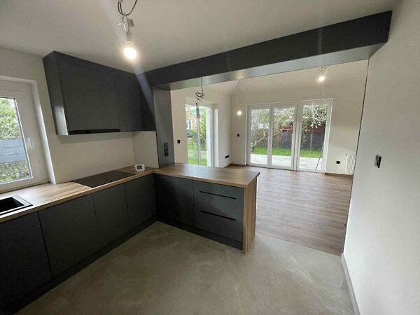 Eladó ház Győr, Sárás