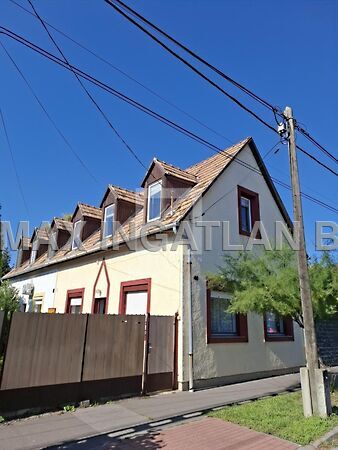 Eladó ház Budaörs