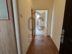 Eladó lakás Komló, Kökönyös