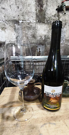 Eladó földterület Somlószőlős