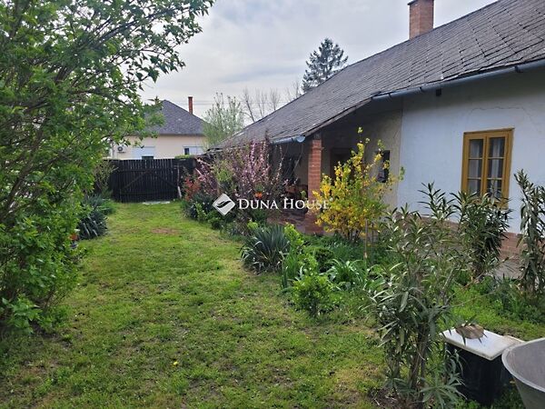 Eladó ház Kunszentmárton