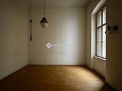 Eladó lakás Budapest, VI. kerület