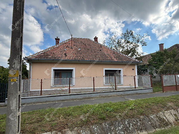 Eladó ház Zalabér