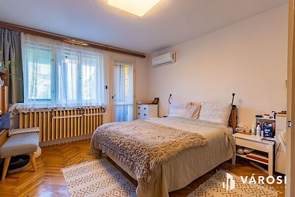 Eladó ház Budapest, III. kerület, Óbuda