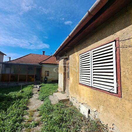 Eladó ház Balatonkenese