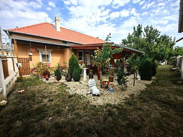 Eladó ház Túrkeve