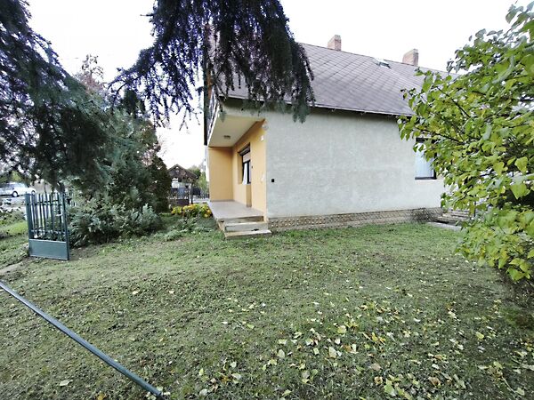 Eladó ház Nemesvita