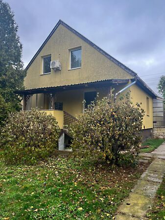 Eladó ház Vértesszőlős