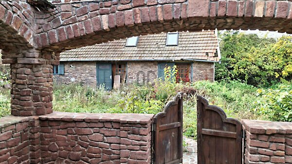 Eladó ház Kővágóörs