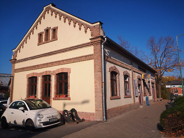 Eladó üzleti Gyula