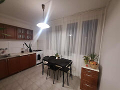 Eladó lakás Kecskemét, Műkertváros