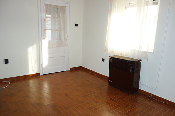 Kiadó lakás Isaszeg, Központ