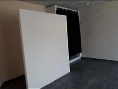 Kiadó üzleti Komárom