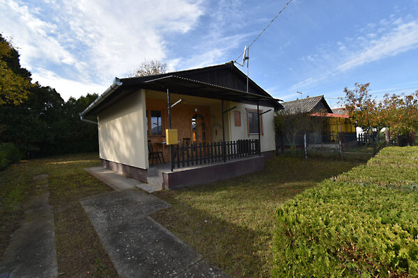 Eladó nyaraló Csokonyavisonta