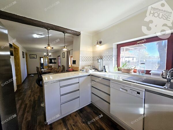 Eladó ház Nagykőrös