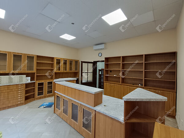 Eladó üzleti Sopron