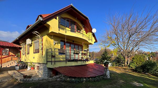 Eladó ház Balatongyörök