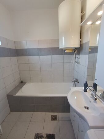 Kiadó ház Székesfehérvár, Búrtelep