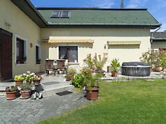 Eladó ház Budapest, IV. kerület, Újpest