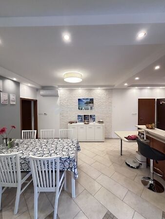 Eladó ház Nagykozár