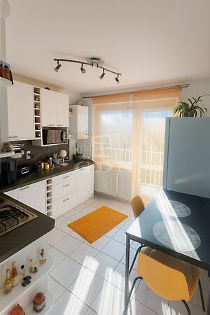 Eladó lakás Tököl