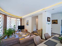 Eladó üzleti Zamárdi