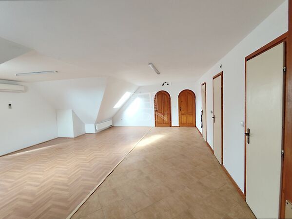 Kiadó iroda Veszprém