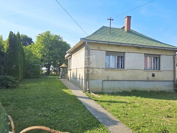 Eladó ház Iklódbördőce