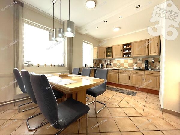 Eladó ház Kerekegyháza