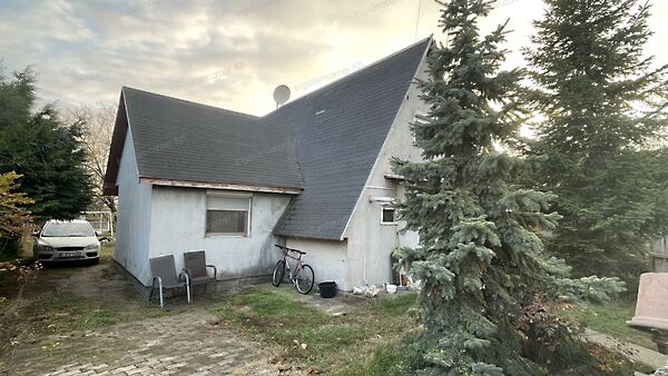 Eladó ház Délegyháza