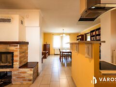 Eladó ház Gyula, Újváros