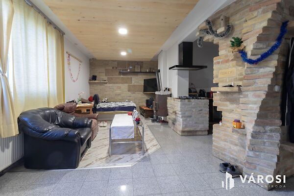 Eladó ház Simontornya