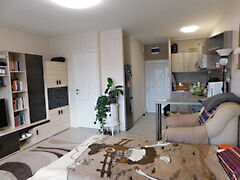 Eladó lakás Dombóvár