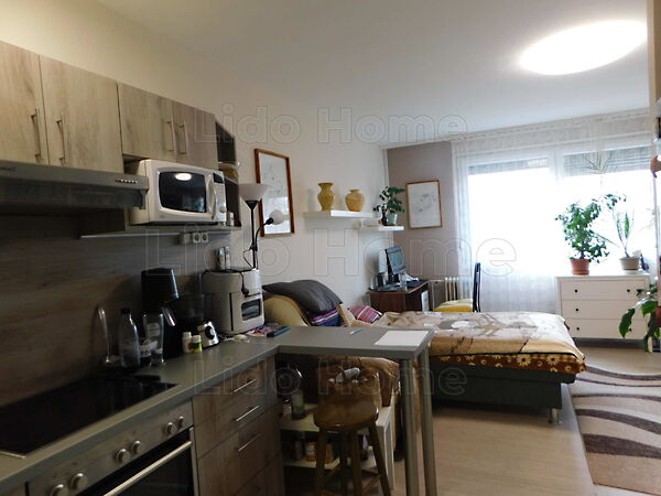 Eladó lakás Dombóvár