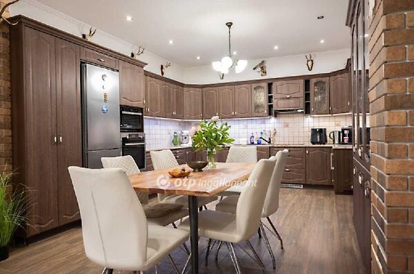 Eladó ház Ceglédbercel