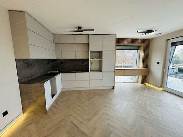 Eladó lakás Zamárdi