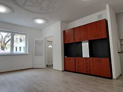 Kiadó iroda Székesfehérvár, Belváros