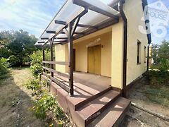 Eladó nyaraló Lakitelek