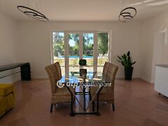 Eladó lakás Velence