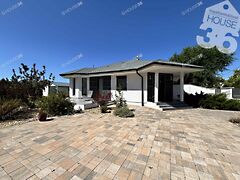 Eladó ház Helvécia