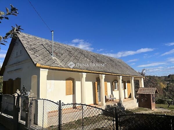 Eladó ház Pécsudvard