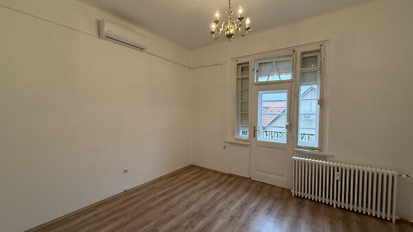 Eladó lakás Debrecen