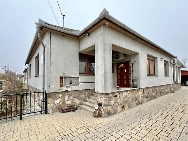 Eladó ház Nagykáta