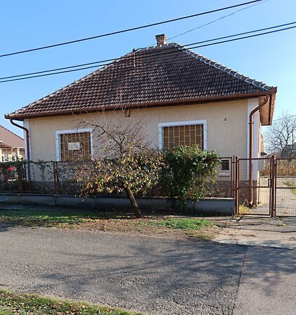 Eladó ház Tóalmás