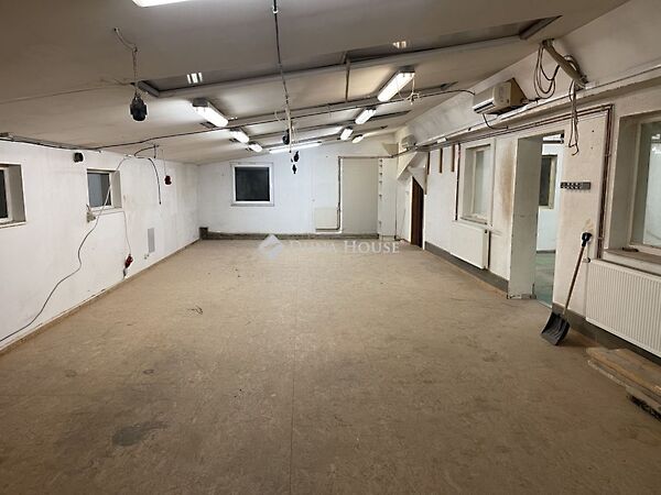 Eladó ház Sárisáp