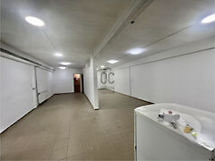 Kiadó üzleti Sopron