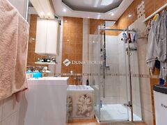 Eladó ház Budapest, XV. kerület